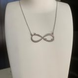 Infinitos nomes - colar