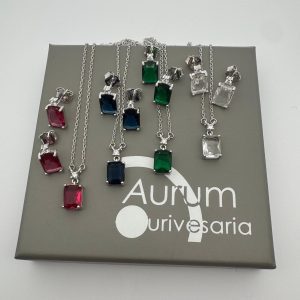 Conjunto de prata brincos e colar