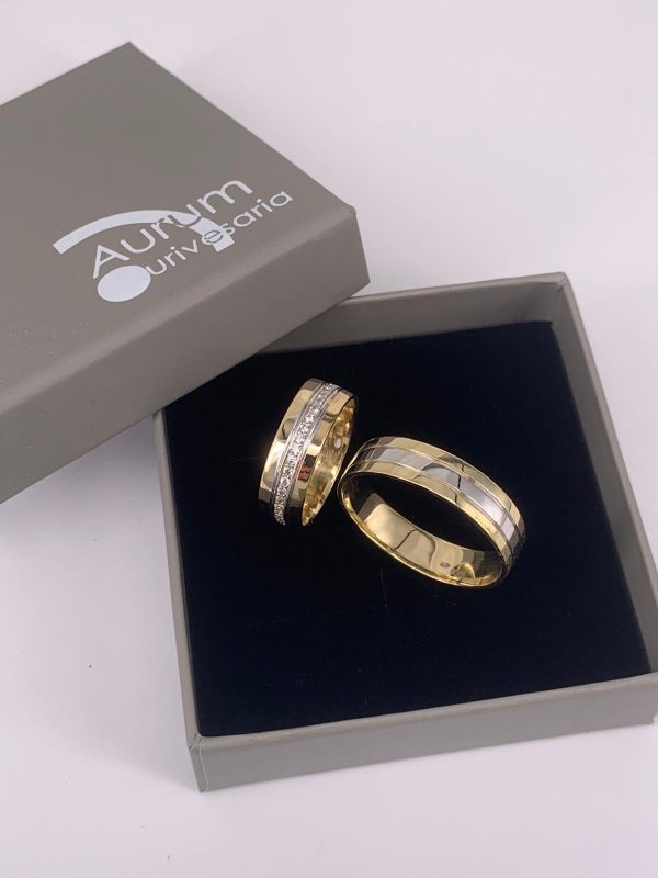 aliança bicolor com zircónias