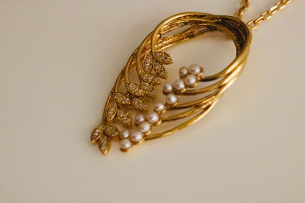 colar Leaves and pearls2